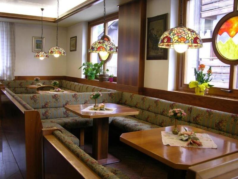 Best Western Hotel Nevada - Lobi