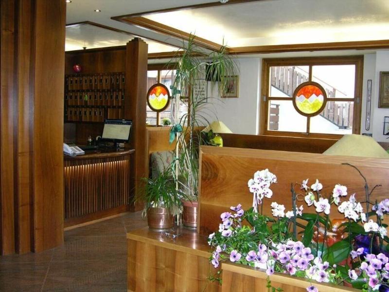 Best Western Hotel Nevada - Lobi