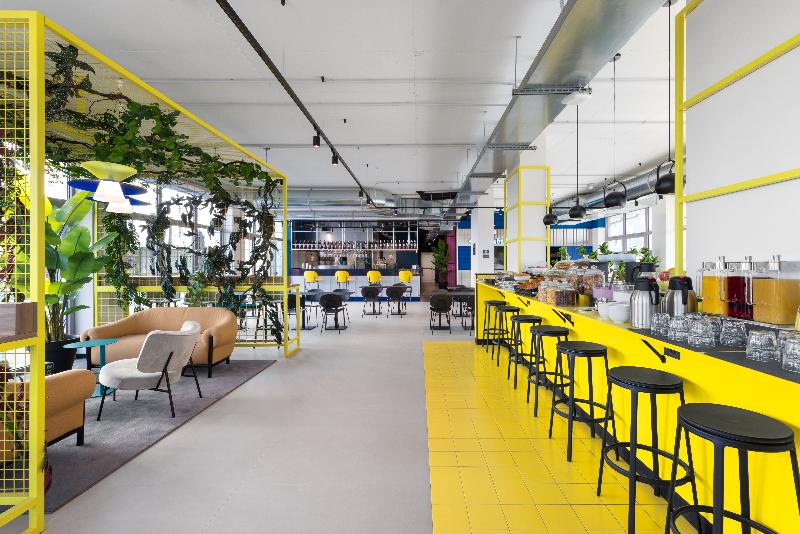 Cx Milan Nom - Bar