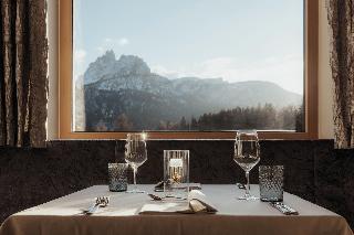 Hotel Tofana Cortina fotoÄŸrafÄ±