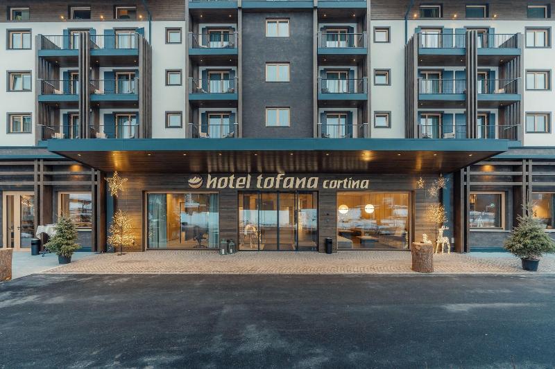 Hotel Tofana Cortina - Teras