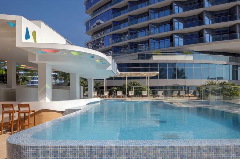 Hilton Dubai Creek Hotel & Residences - Havuz