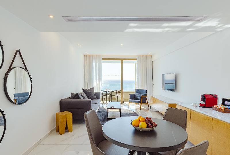 Golden Bay Beach hotel - Oda