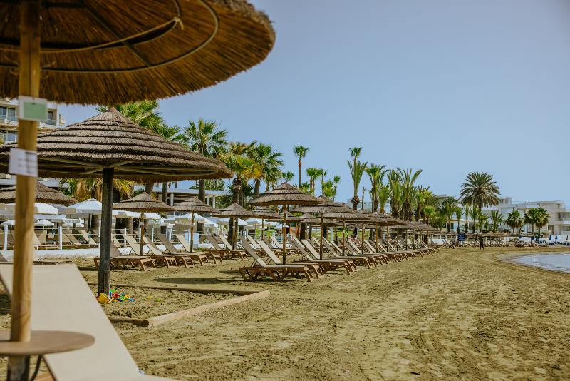 Golden Bay Beach hotel - Plaj