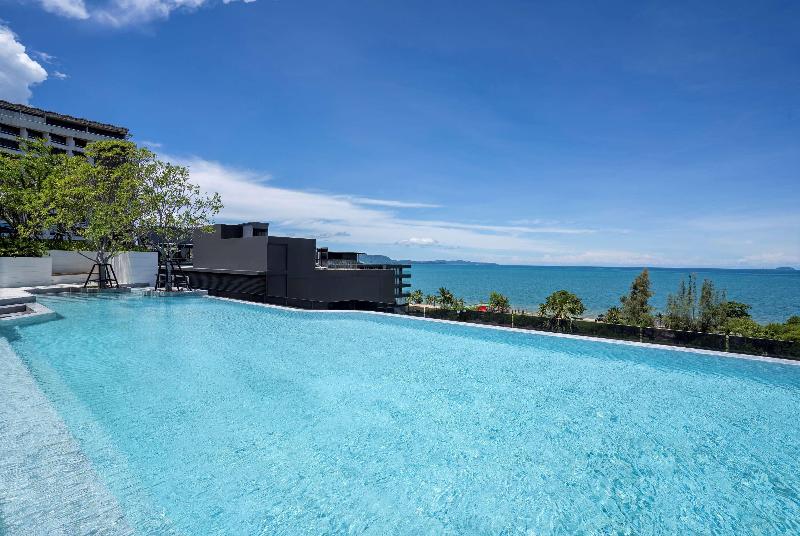 Howard Johnson By Wyndham Pattaya JC - Havuz