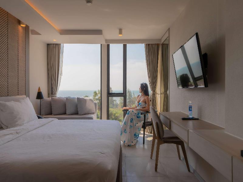 Howard Johnson By Wyndham Pattaya JC - Havuz