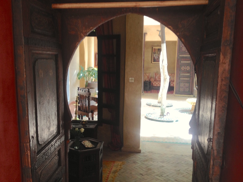 Riad Dama - Genel