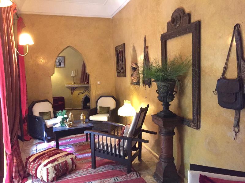 Riad Dama - Genel