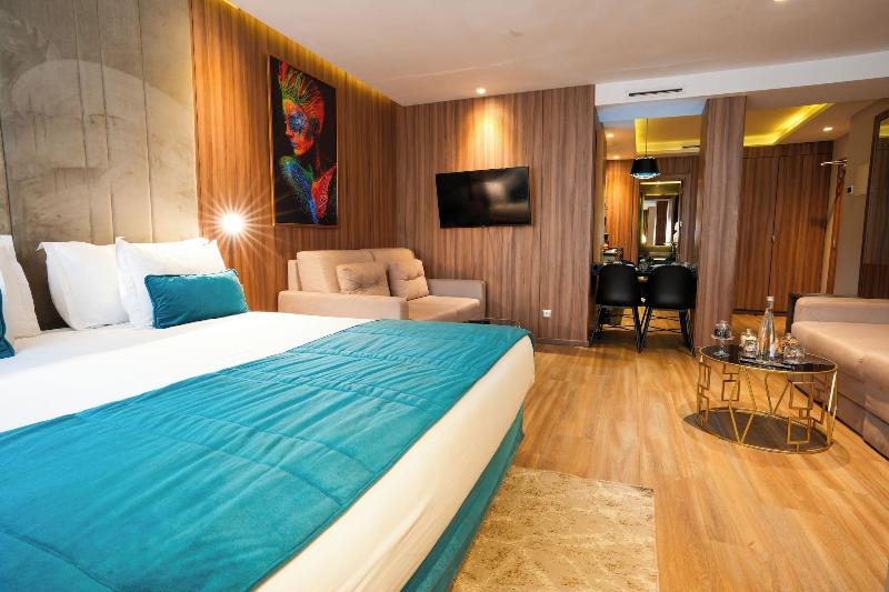 First Suites Ha Tel - Oda