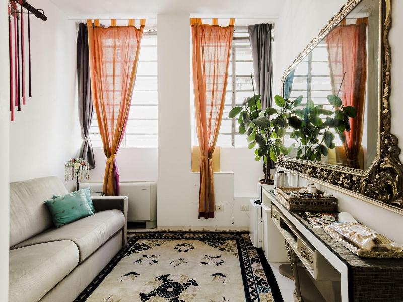 My Place Suite Milano Navigli - Oda