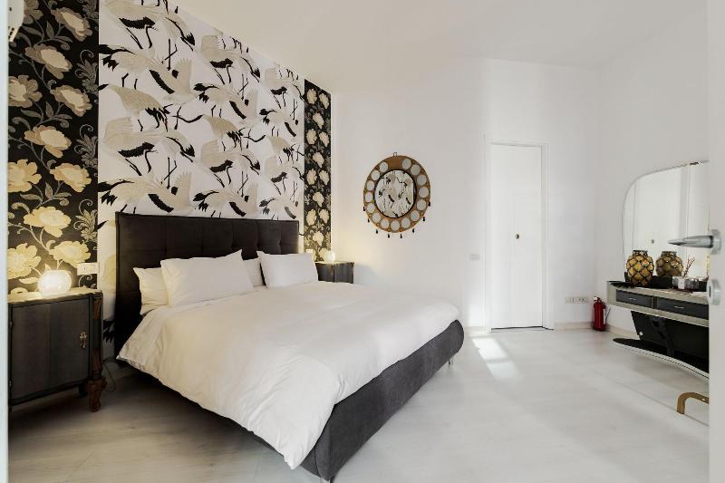 My Place Suite Milano Navigli - Oda