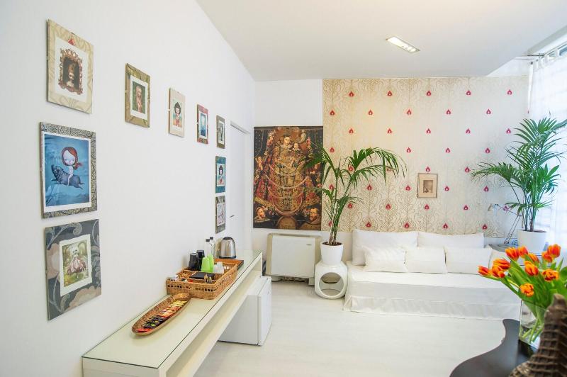 My Place Suite Milano Navigli - Oda