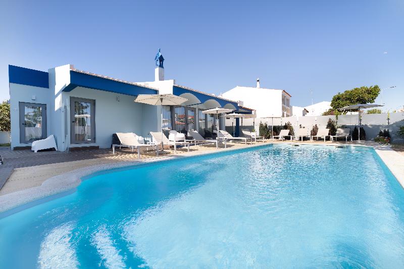 Urban Hotel Santa Eulália - Havuz