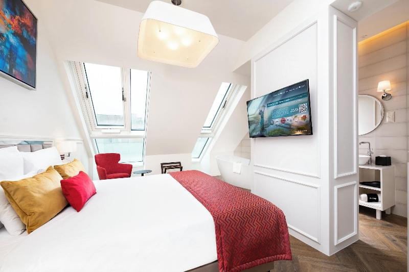 Three Corners Avenue Hotel - Oda