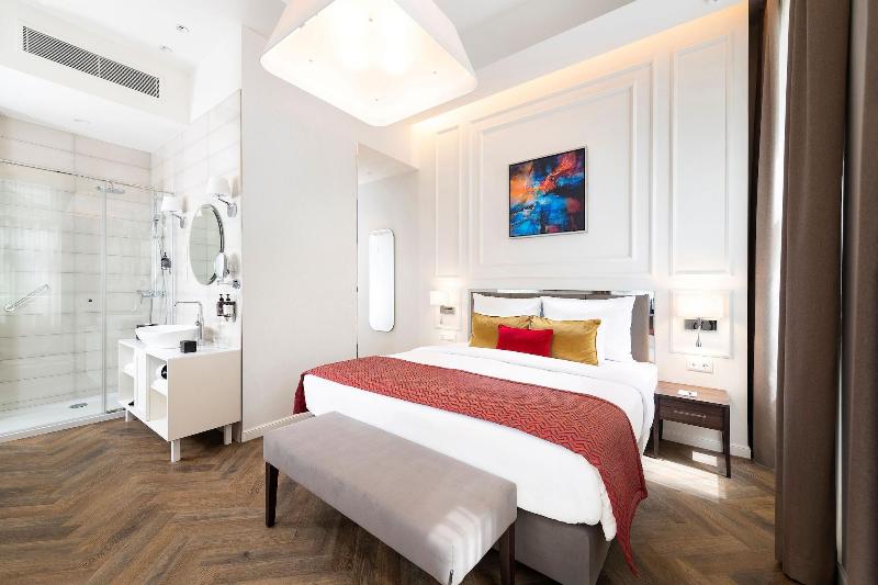 Three Corners Avenue Hotel - Oda