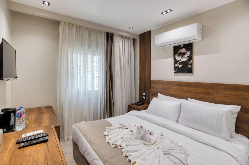Gaia Pyramids Hotel - Oda