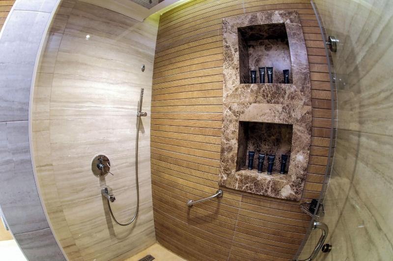 Cairo Taj Mohandessn Hotels Suites - Oda