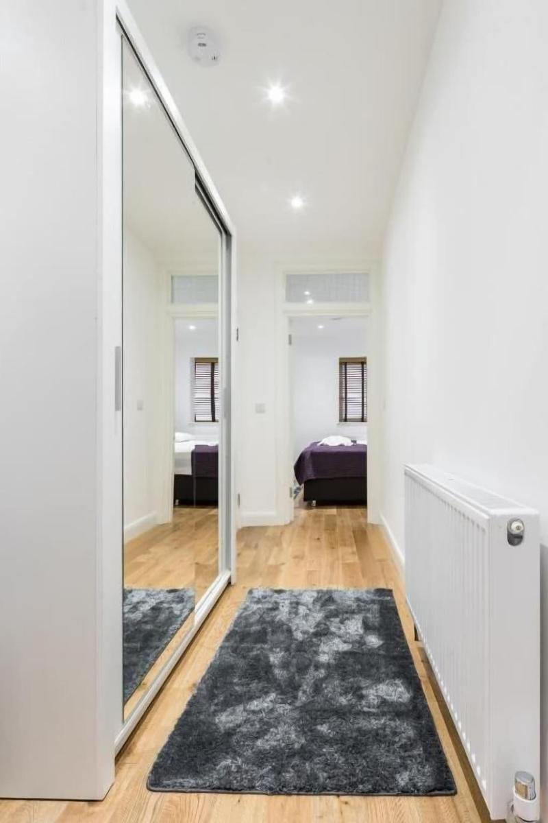London Homes Aldgate Flats - Oda