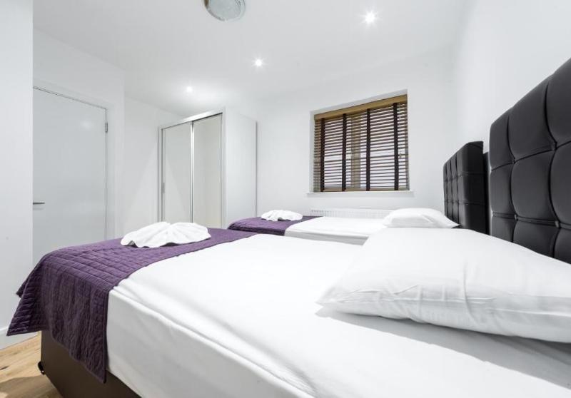 London Homes Aldgate Flats - Oda