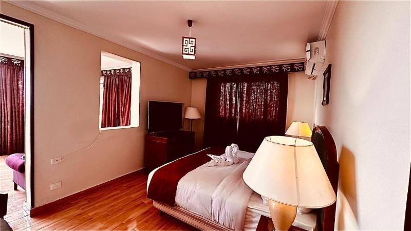 Pyramids Tower Inn - Oda