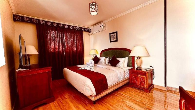 Pyramids Tower Inn - Oda