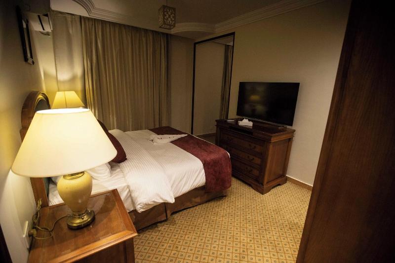 Pyramids Tower Inn - Oda