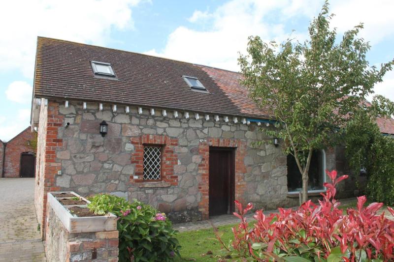 Clenaghans - Genel