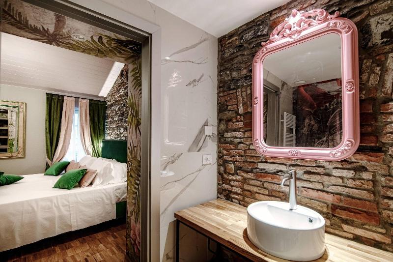 Aurum Como Luxury Suites - Oda