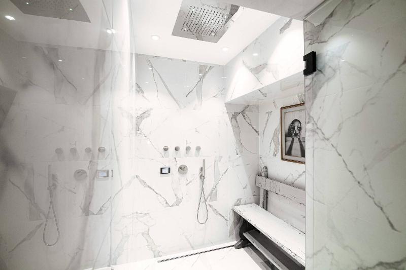 Aurum Como Luxury Suites - Oda
