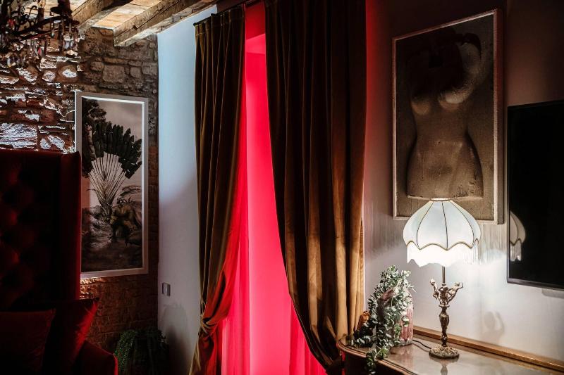 Aurum Como Luxury Suites - Oda