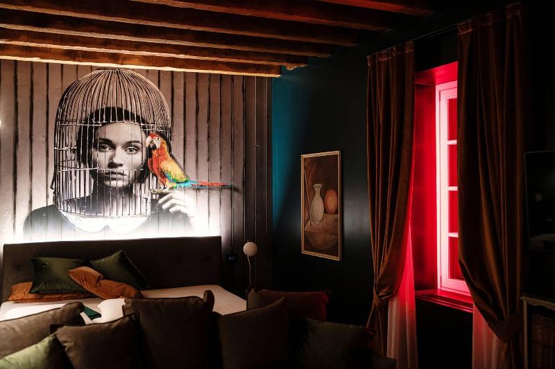Aurum Como Luxury Suites - Oda