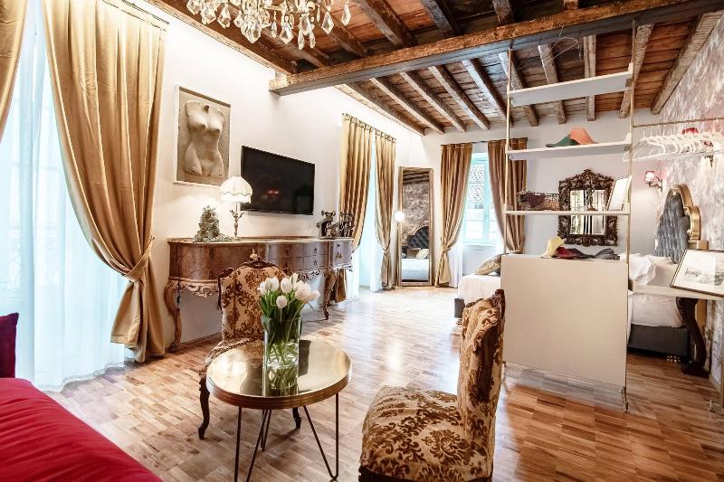 Aurum Como Luxury Suites - Oda