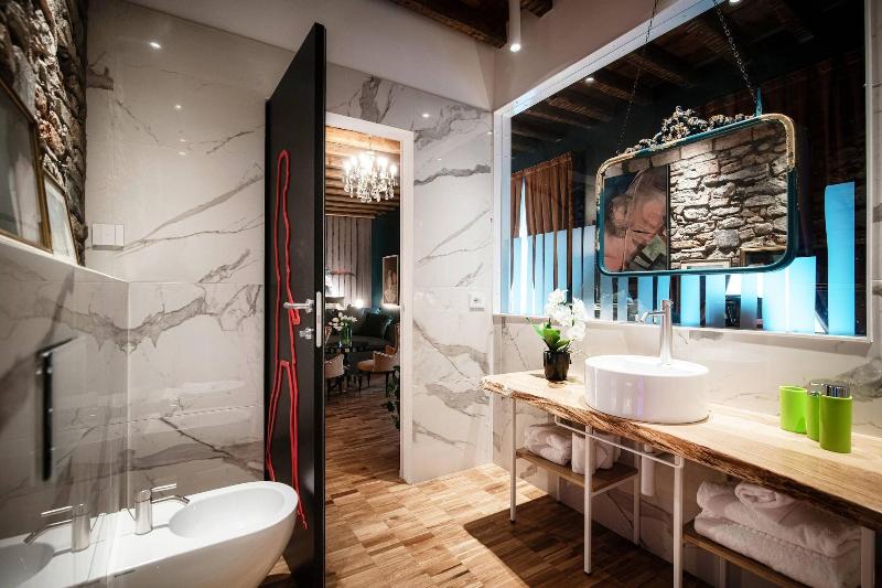 Aurum Como Luxury Suites - Oda