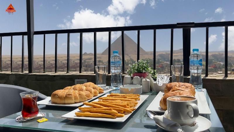 Pyramids Tower View Inn - Oda