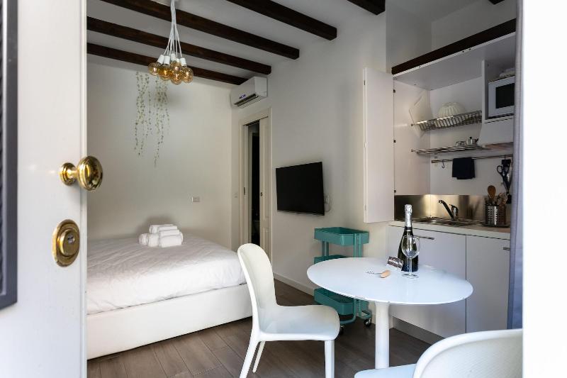 Milano Apartments S Agostino - Oda