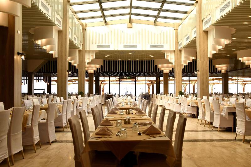 Sirena Beach Resort Spa - Restoran