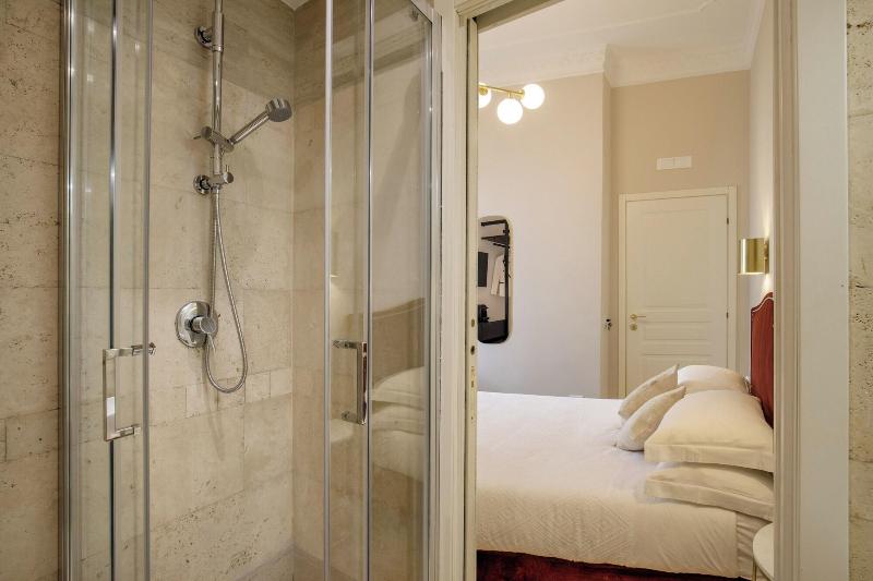 Daplace Santa Susanna Suites - Oda