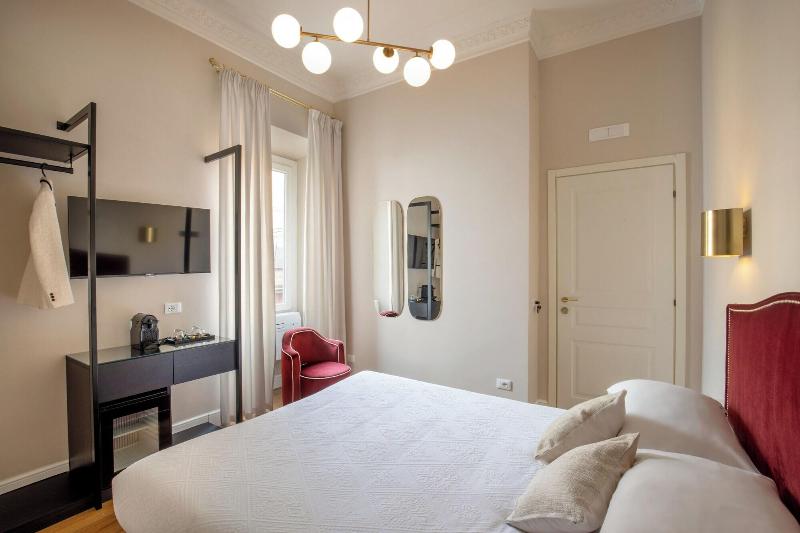 Daplace Santa Susanna Suites - Oda
