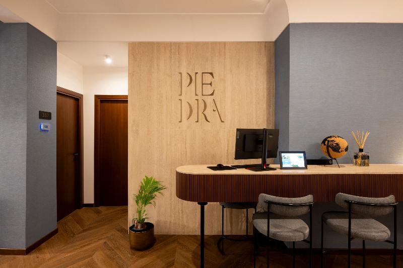 Boutique Hotel Piedra Rome City Centre - Lobi