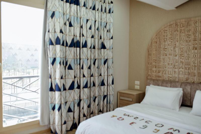 Royal Great Pyramid Inn - Oda