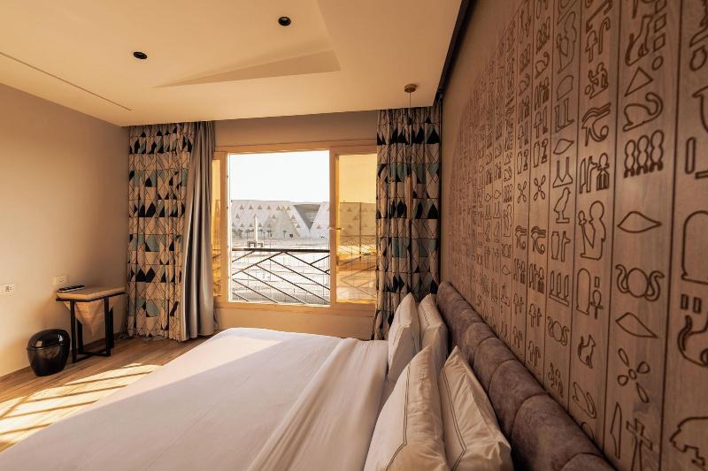 Royal Great Pyramid Inn - Oda