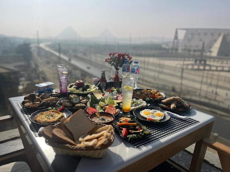 Royal Great Pyramid Inn - Restoran