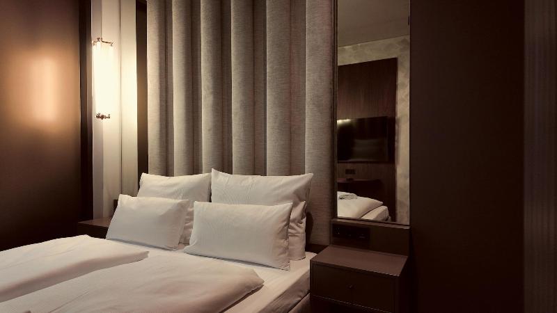 Bellman Hotel - Oda