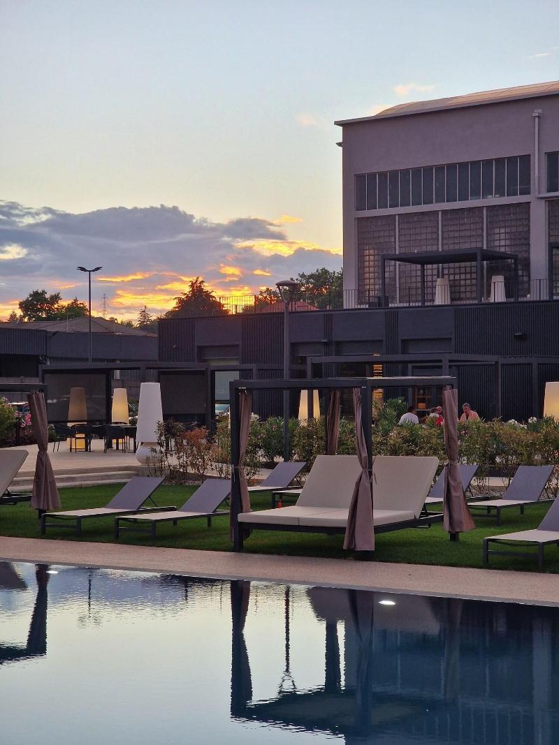 Como Hills Hotel - Genel