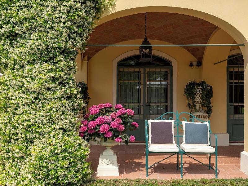 Elizabeth Country House A Member Of Design Hotels - Lobi