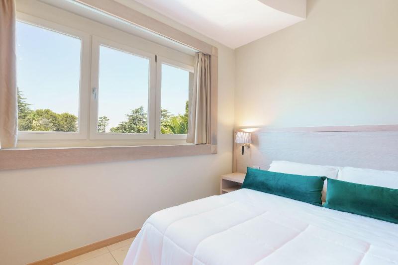 Dimora Lucia Hotel - Oda