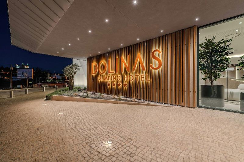 Dolinas Climbing Hotel - Lobi
