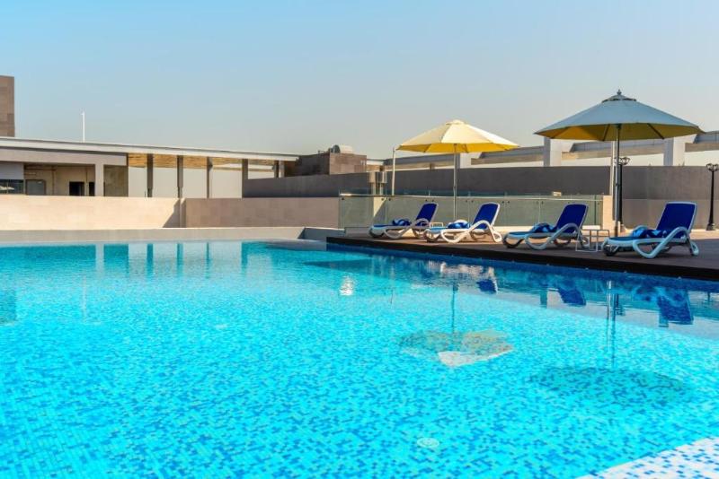 West Walk Top Retaj Hotel Doha - Havuz
