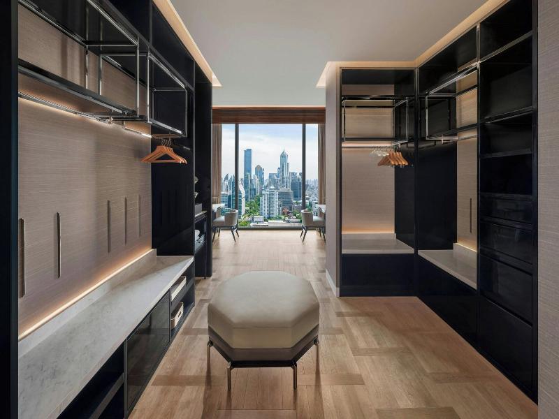 The Ritz Carlton Bangkok - Oda