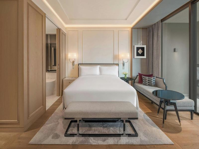 The Ritz Carlton Bangkok - Oda
